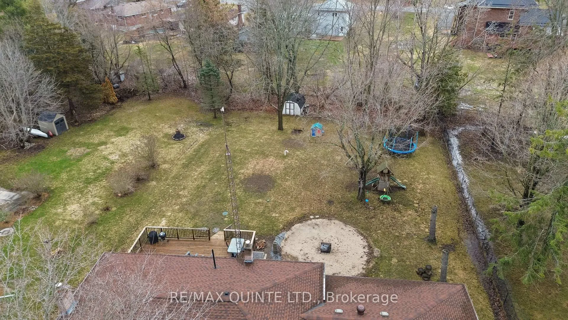 Photo 9 of 20 Taylor Drive, Prince Edward County, Ameliasburg Ward — HOMEH