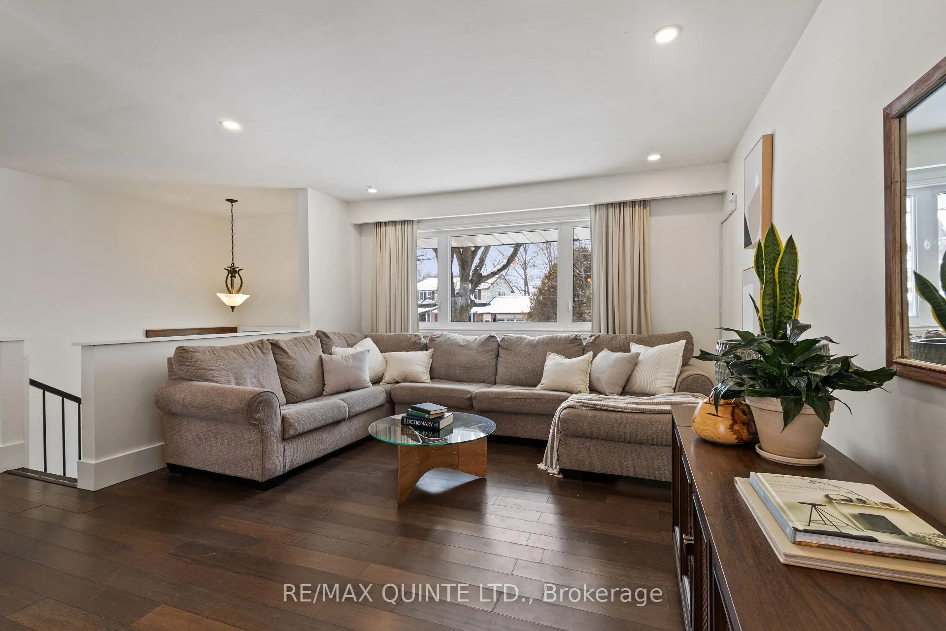Photo 16 of 20 Taylor Drive, Prince Edward County, Ameliasburg Ward — HOMEH