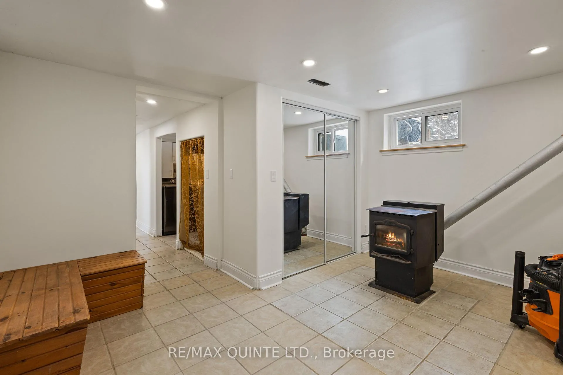 Photo 48 of 20 Taylor Drive, Prince Edward County, Ameliasburg Ward — HOMEH
