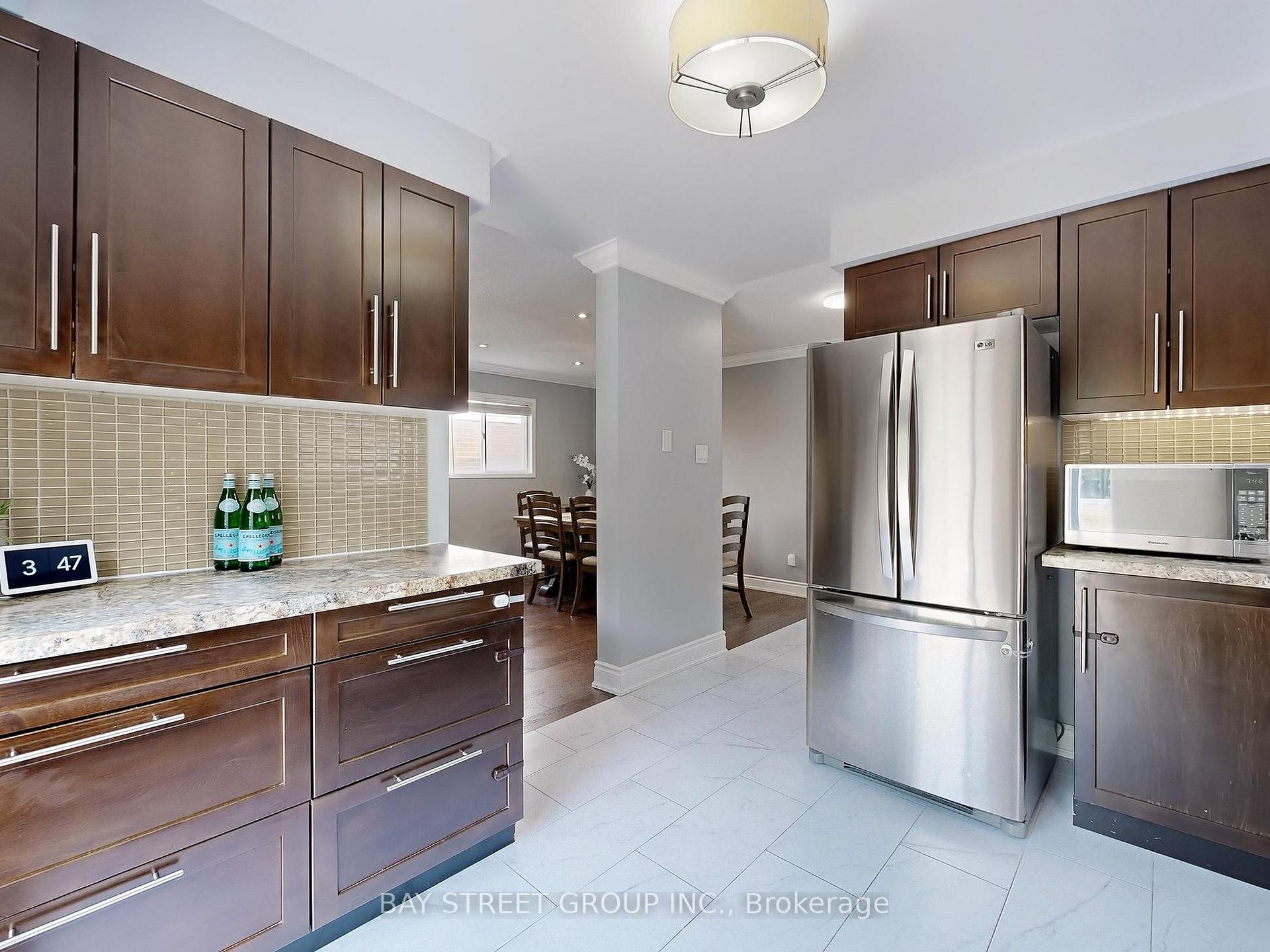 Photo 33 of 16 Bates Court, Barrie, Painswick North — HOMEH