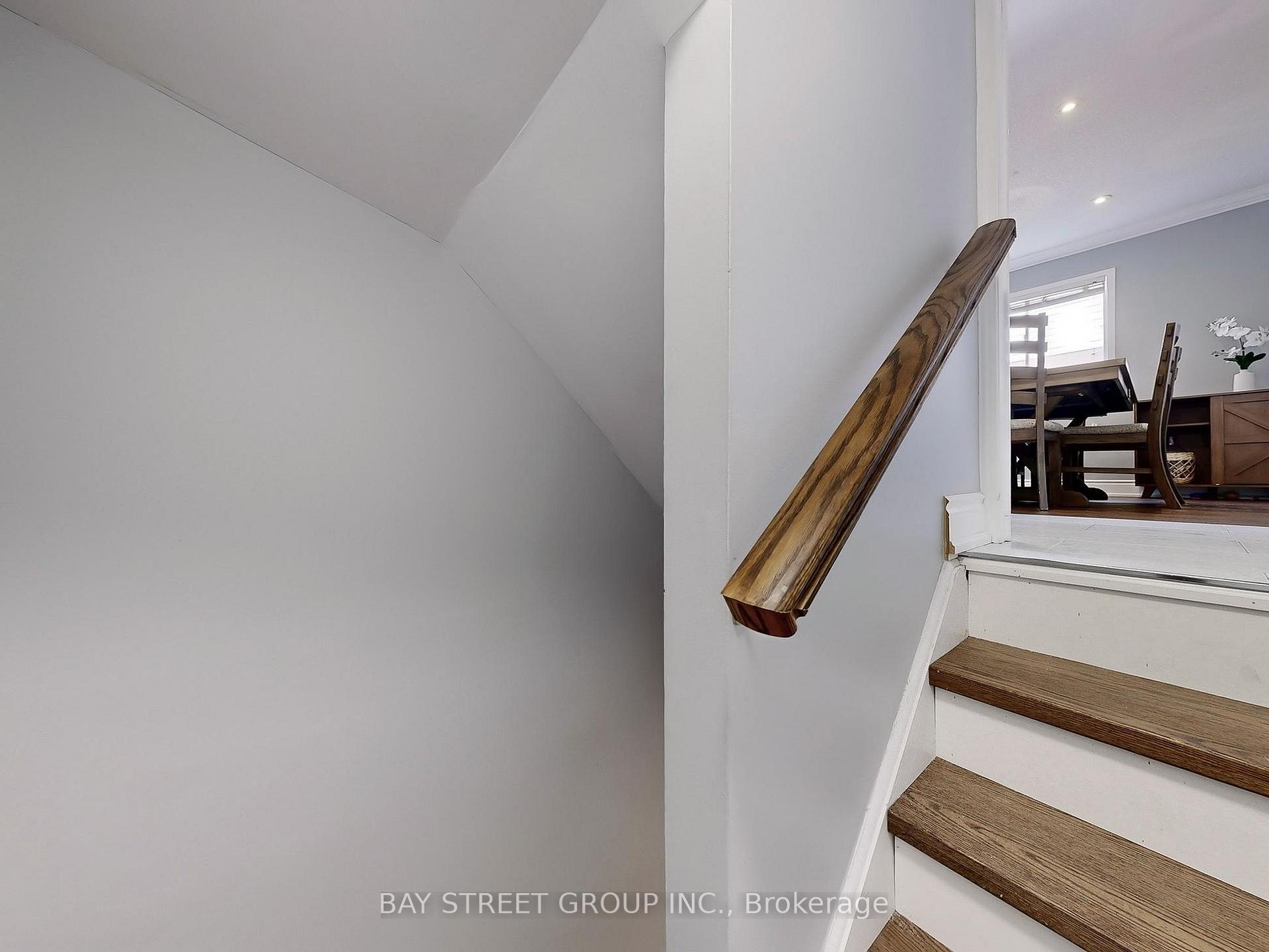 Photo 31 of 16 Bates Court, Barrie, Painswick North — HOMEH