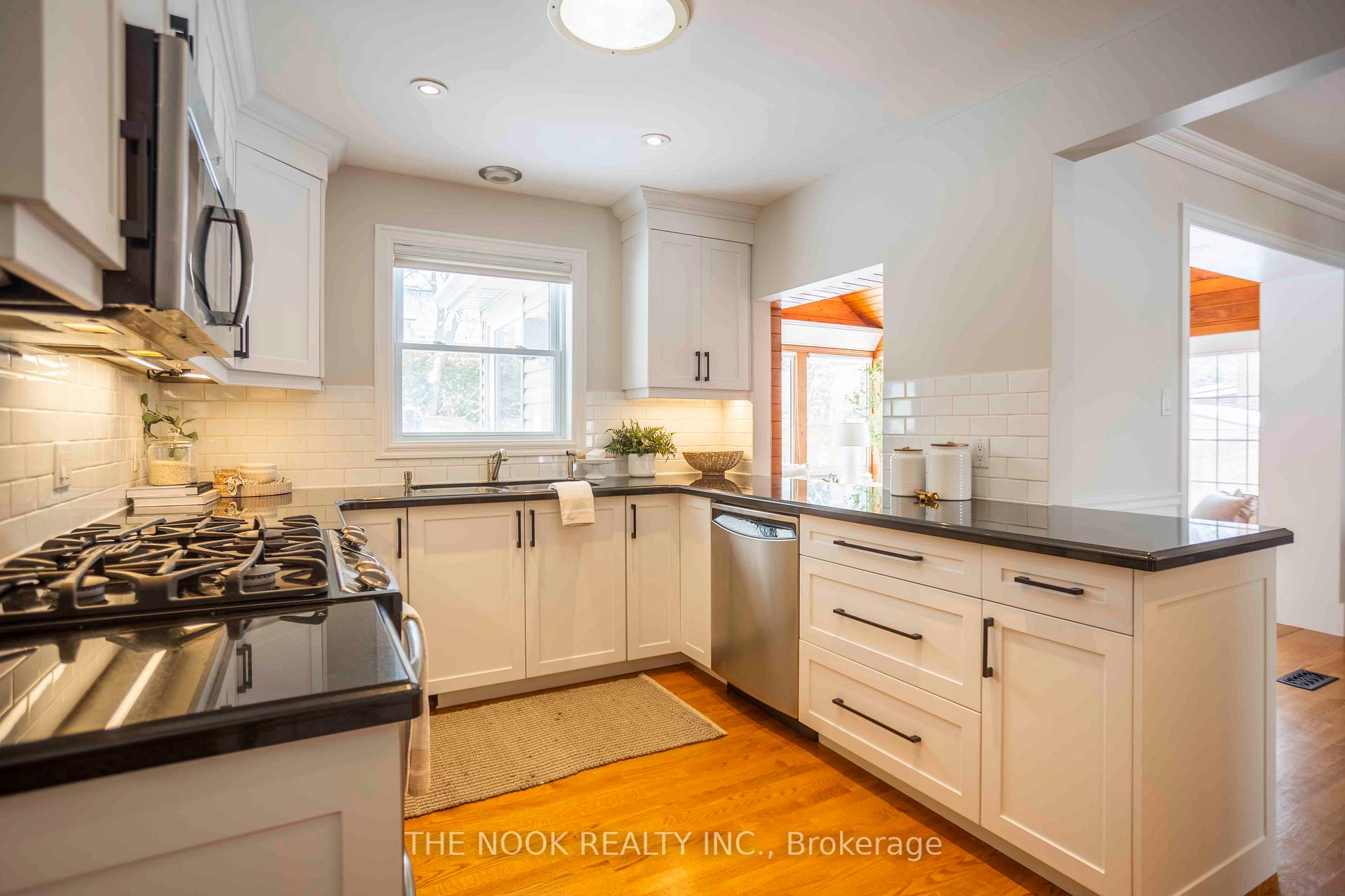 Photo 11 of 63 Meadow Crescent, Whitby, Blue Grass Meadows — HOMEH