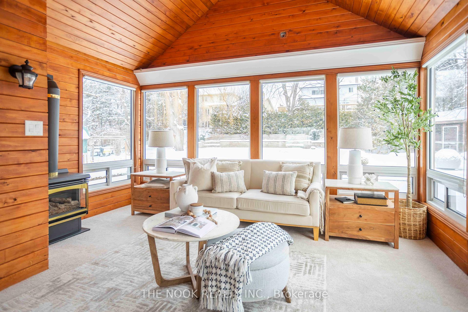 Photo 13 of 63 Meadow Crescent, Whitby, Blue Grass Meadows — HOMEH