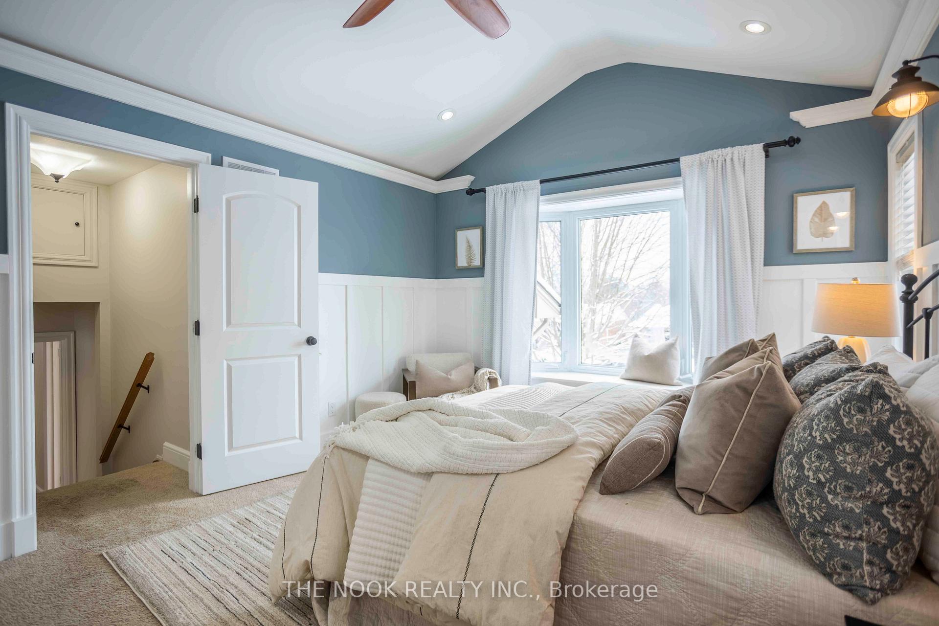 Photo 18 of 63 Meadow Crescent, Whitby, Blue Grass Meadows — HOMEH