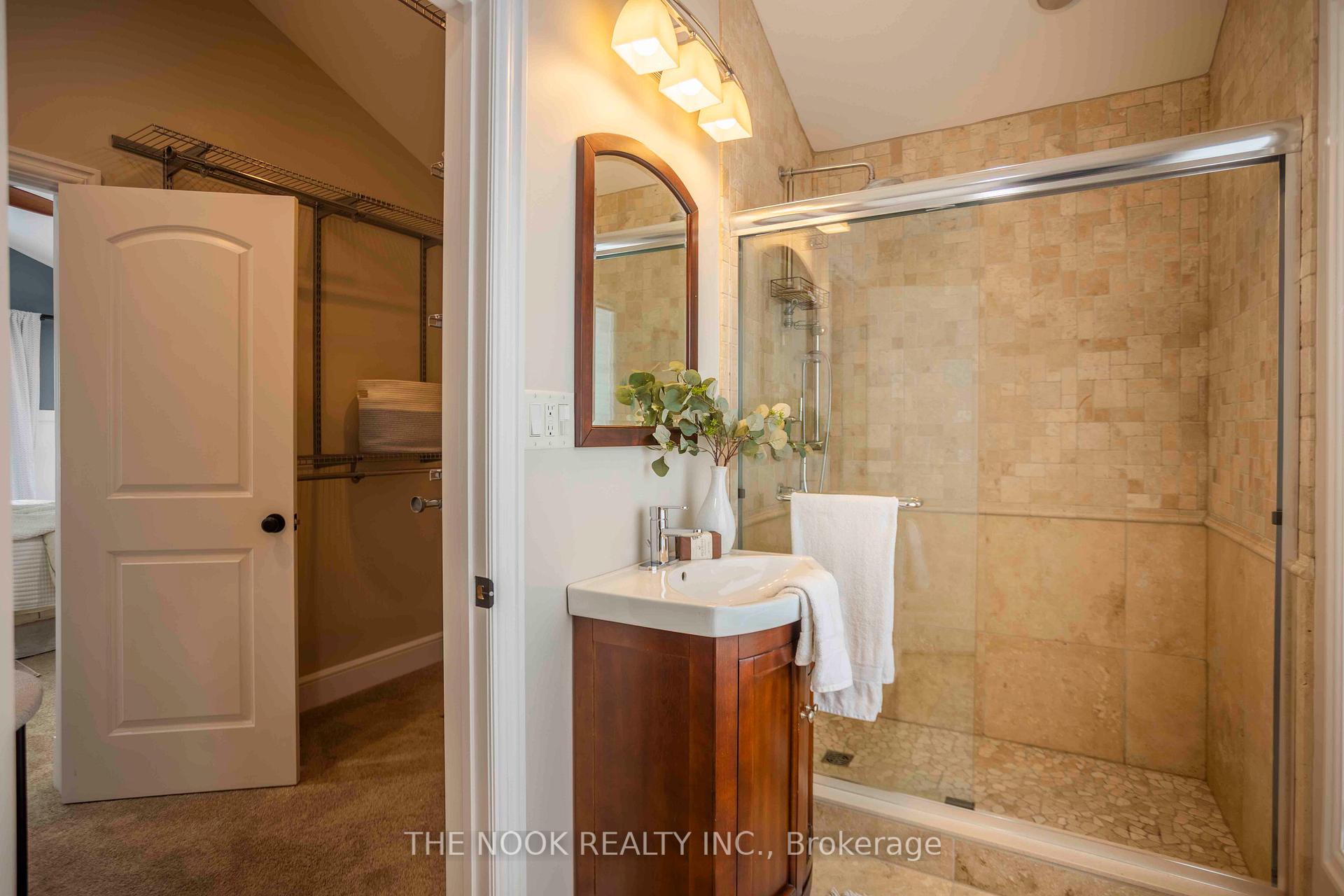 Photo 21 of 63 Meadow Crescent, Whitby, Blue Grass Meadows — HOMEH