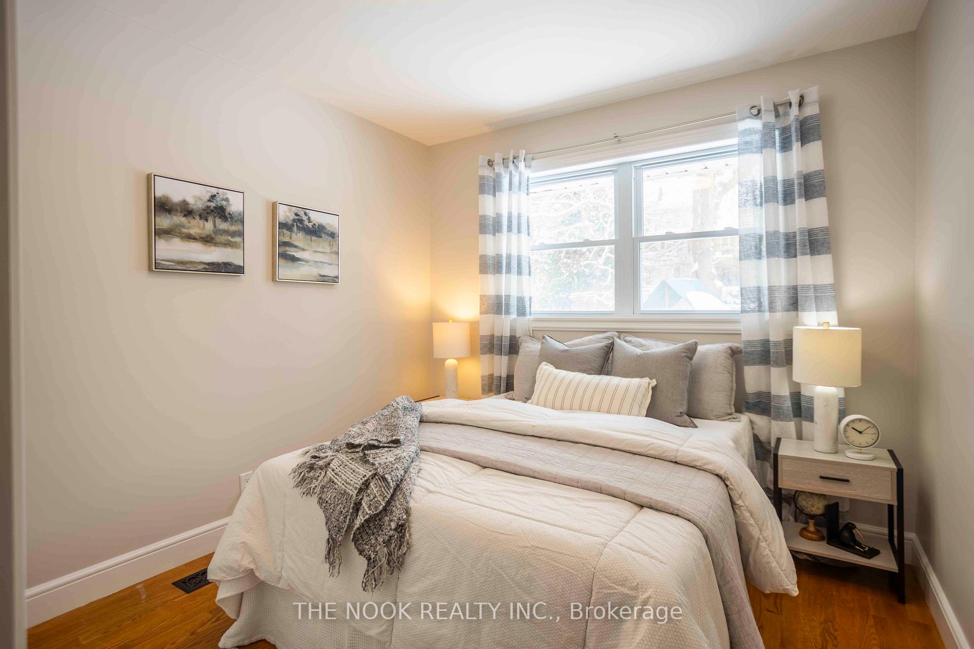 Photo 26 of 63 Meadow Crescent, Whitby, Blue Grass Meadows — HOMEH
