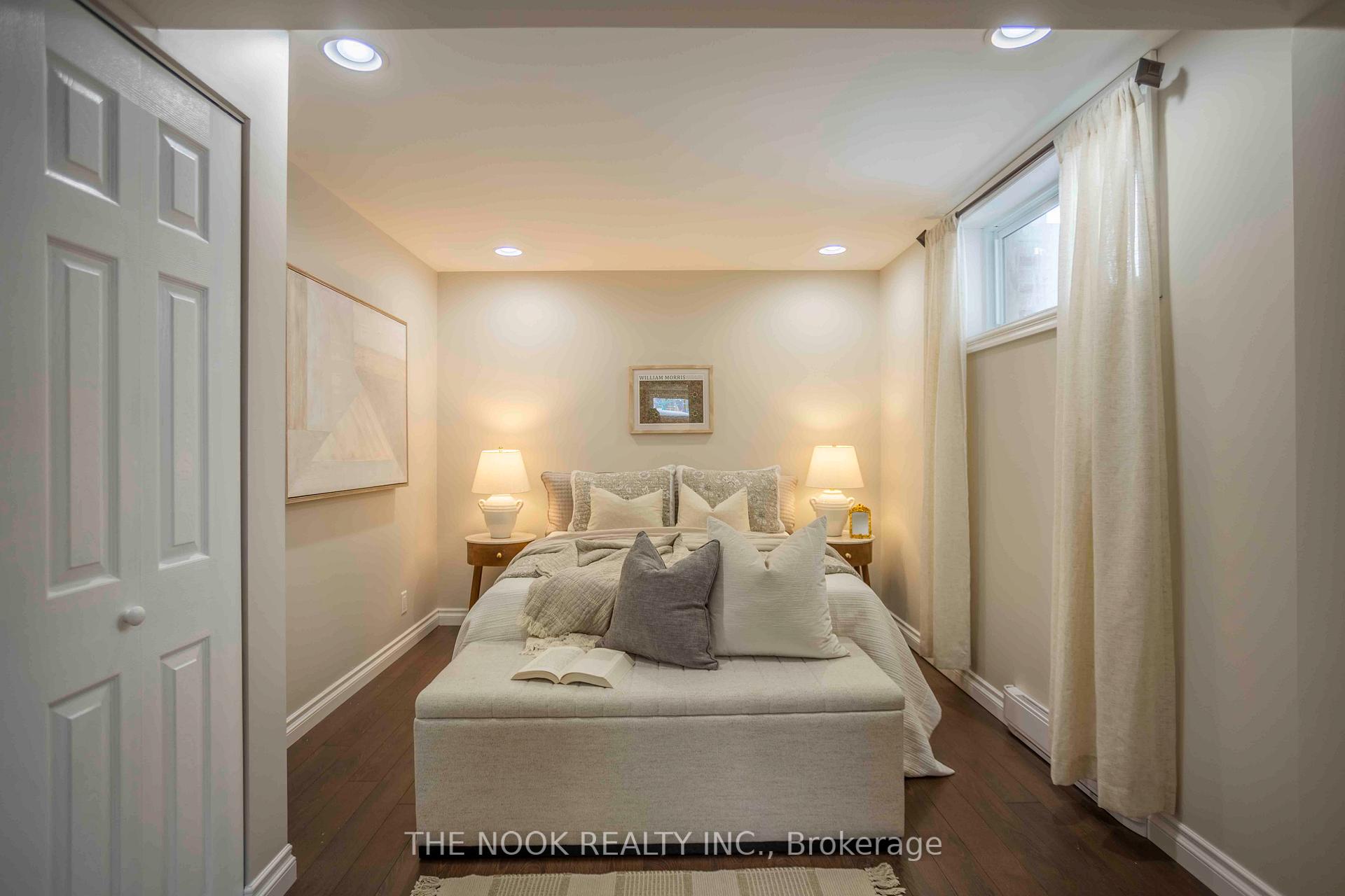 Photo 33 of 63 Meadow Crescent, Whitby, Blue Grass Meadows — HOMEH