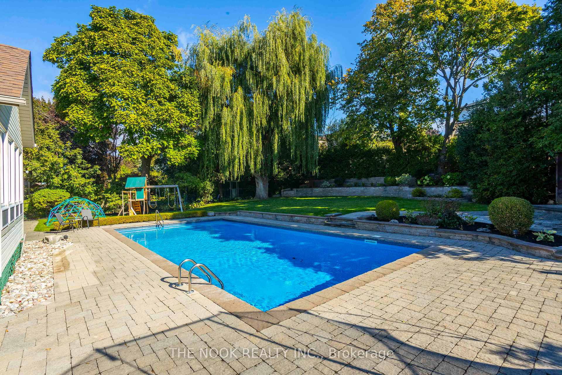 Photo 35 of 63 Meadow Crescent, Whitby, Blue Grass Meadows — HOMEH