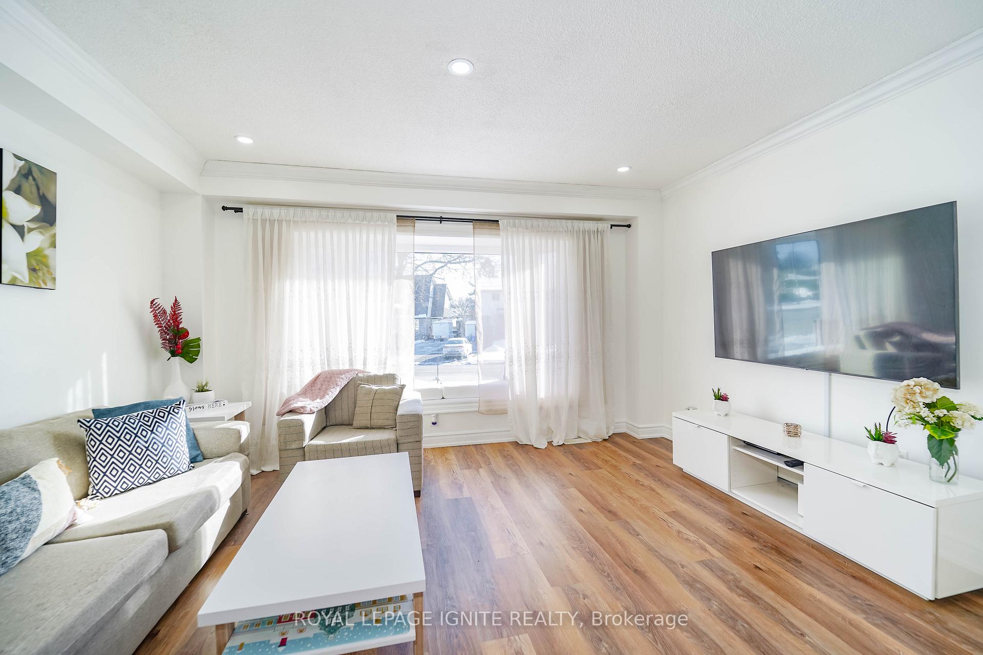 Photo 7 of 292 Phillip Murray Avenue, Oshawa, Lakeview — HOMEH