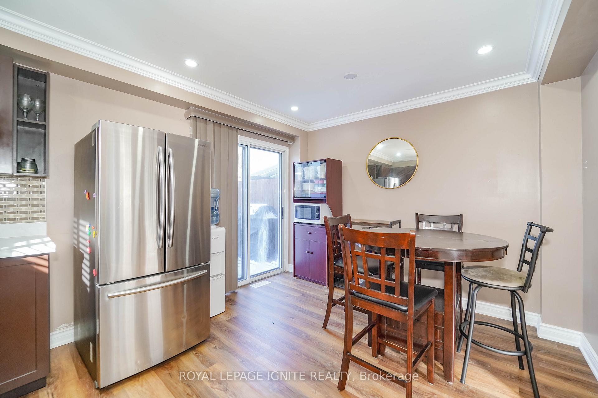 Photo 14 of 292 Phillip Murray Avenue, Oshawa, Lakeview — HOMEH