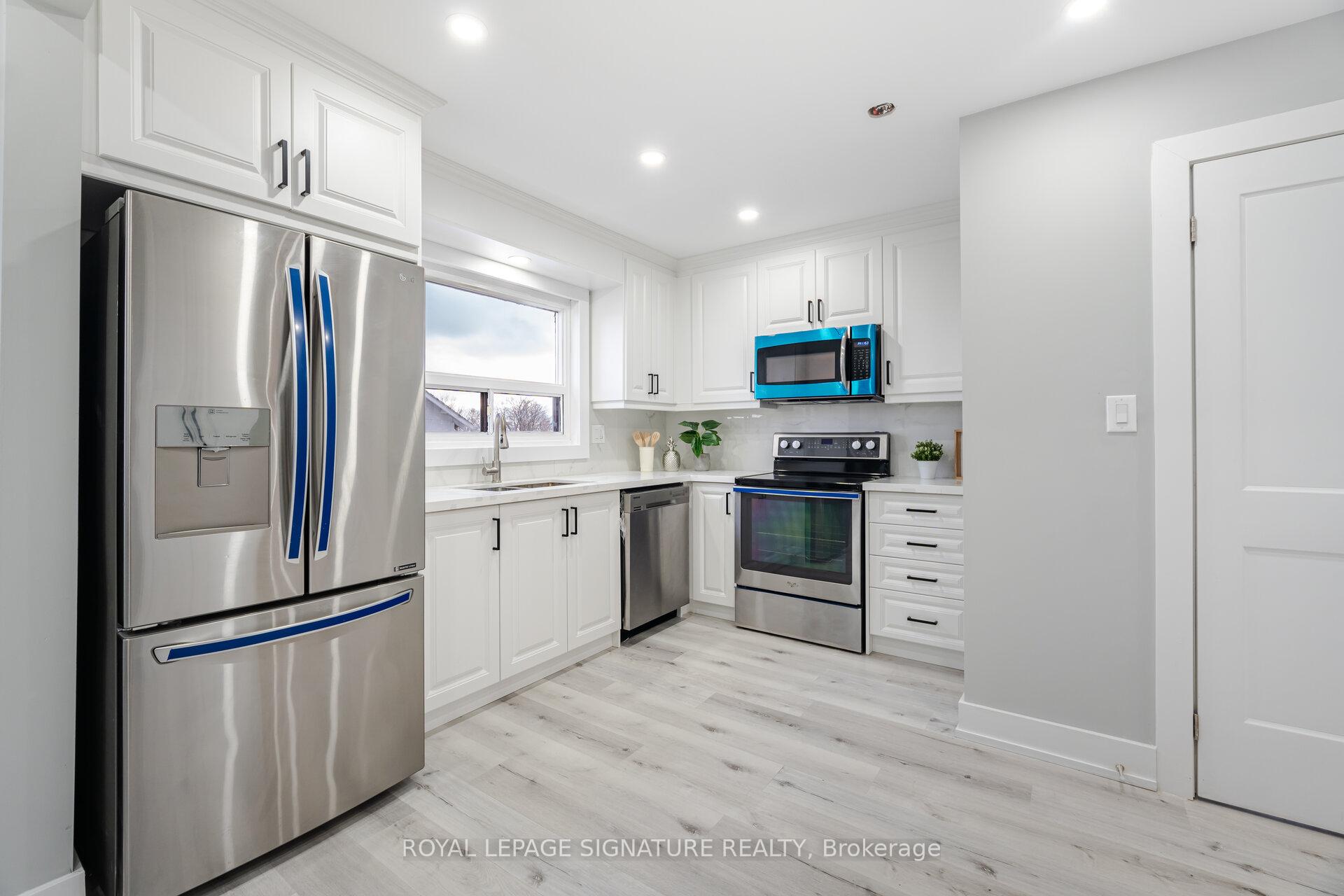 Photo 2 of 1445 Fenelon Crescent, Oshawa, Lakeview — HOMEH