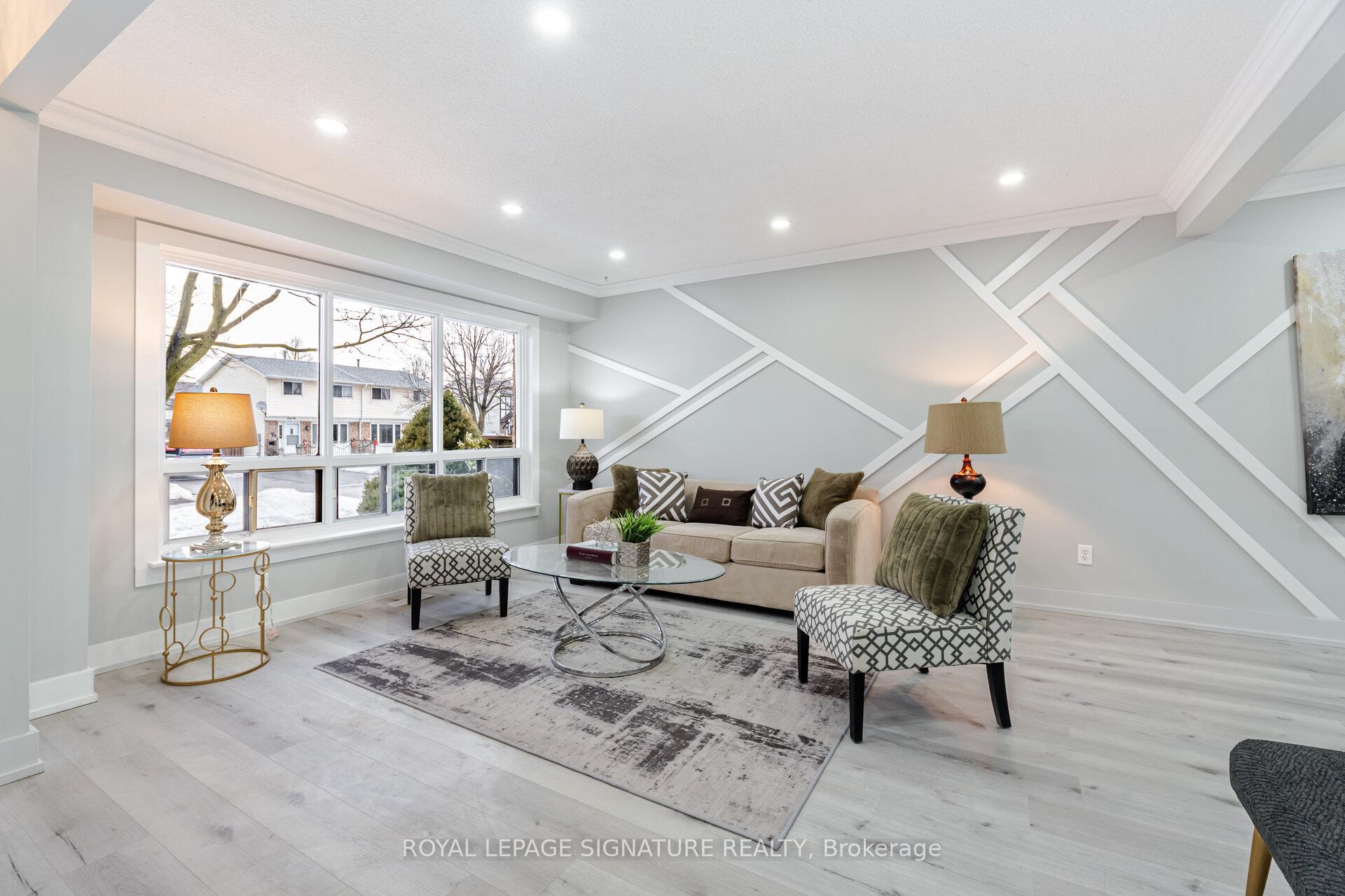 Photo 3 of 1445 Fenelon Crescent, Oshawa, Lakeview — HOMEH