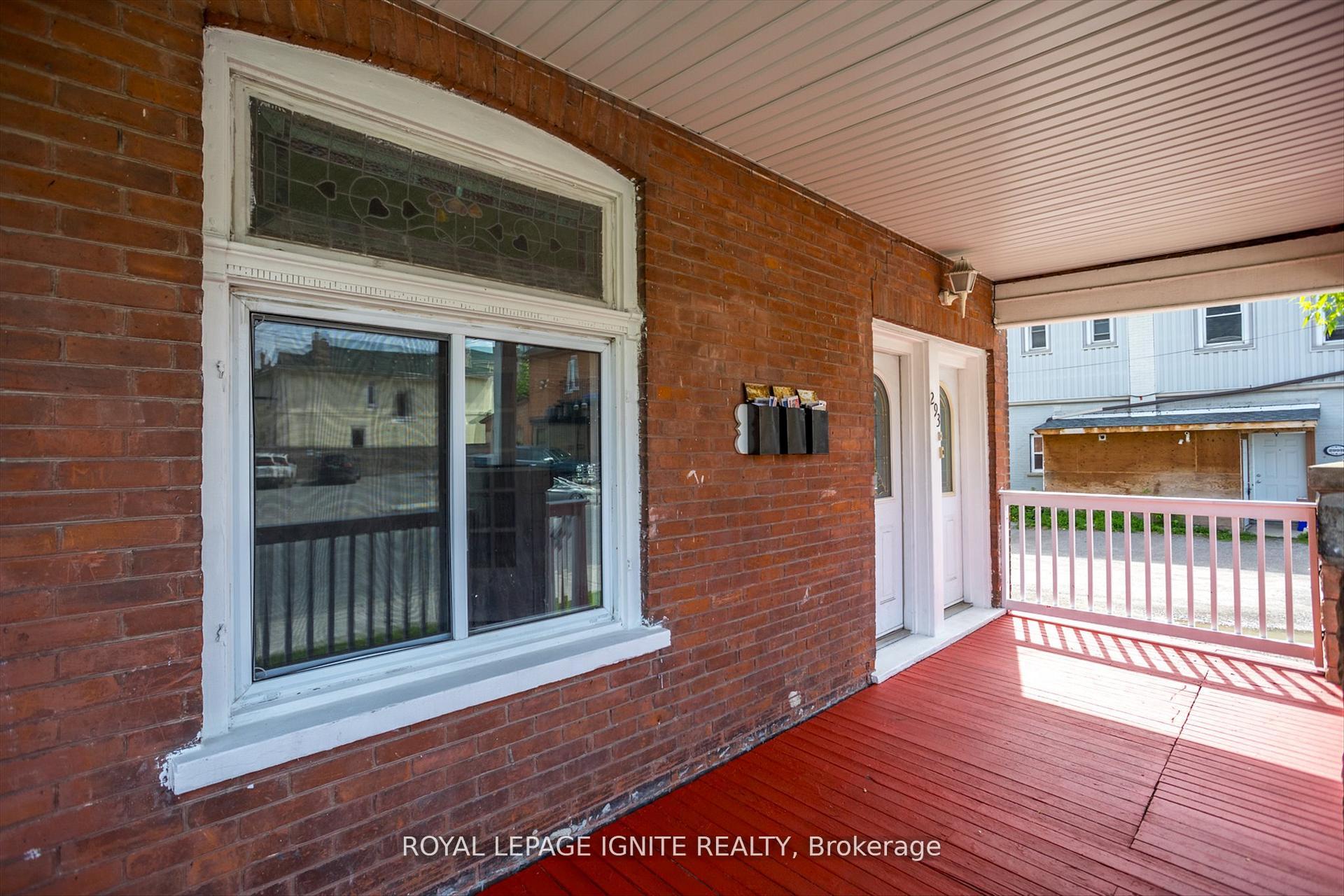 Photo 4 of 293 Dalhousie Street, Peterborough, Town Ward 3 — HOMEH