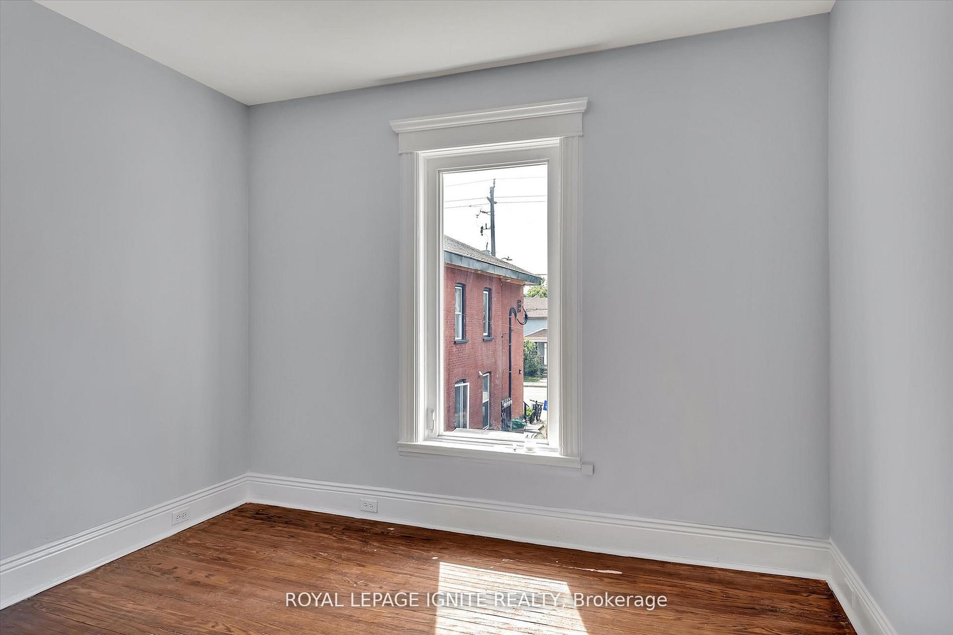 Photo 24 of 293 Dalhousie Street, Peterborough, Town Ward 3 — HOMEH