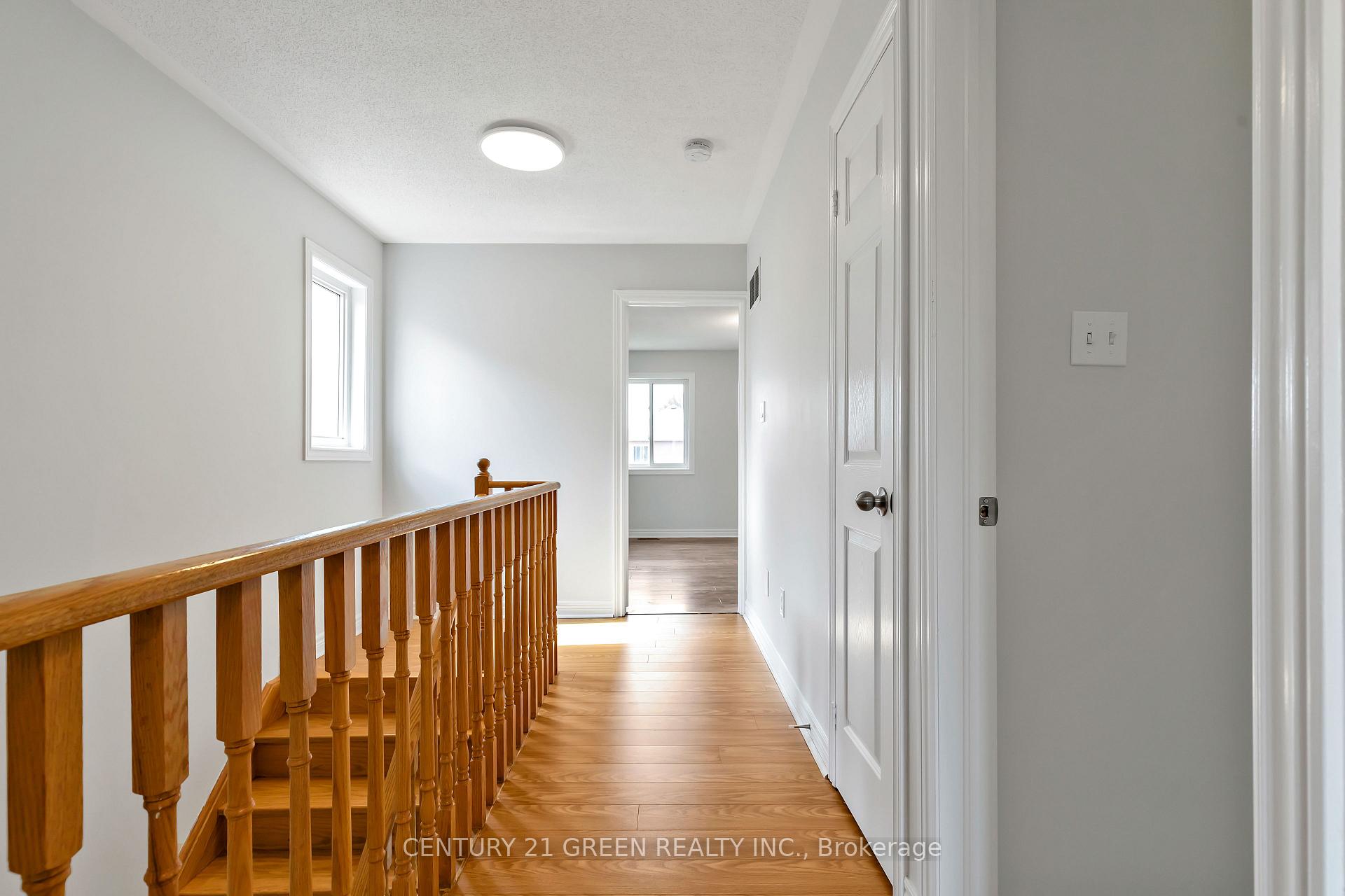 Photo 12 of 14 Davidson Street, Whitby, Williamsburg — HOMEH