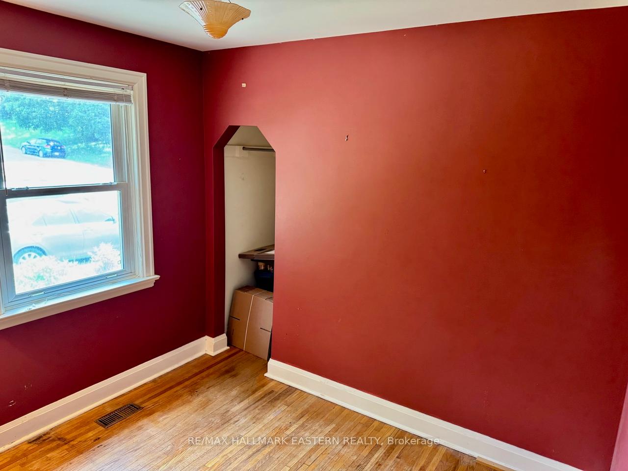 Photo 12 of 232 Munroe Avenue, Peterborough, Ashburnham Ward 4 — HOMEH