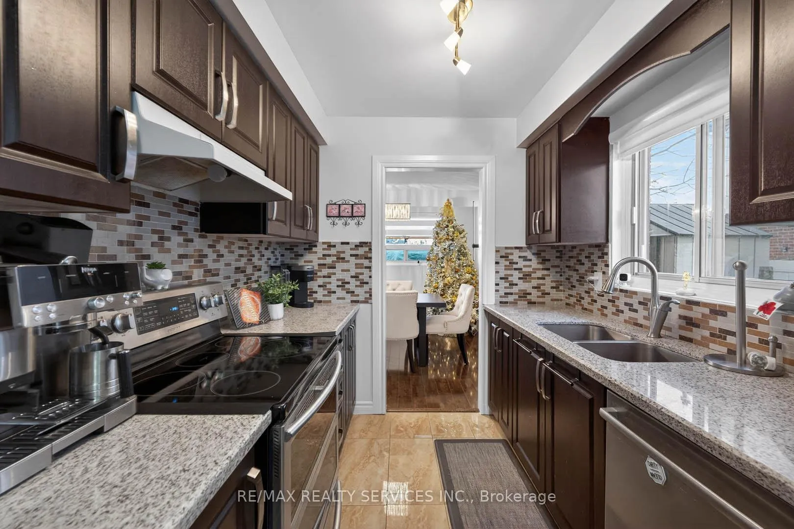 Photo 26 of 85 Bruce Beer Drive, Brampton, Madoc — HOMEH