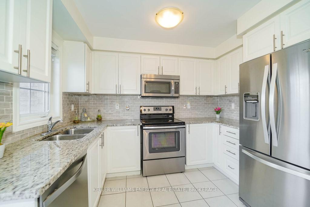 Photo 8 of 113 Magpie Way, Whitby, Blue Grass Meadows — HOMEH