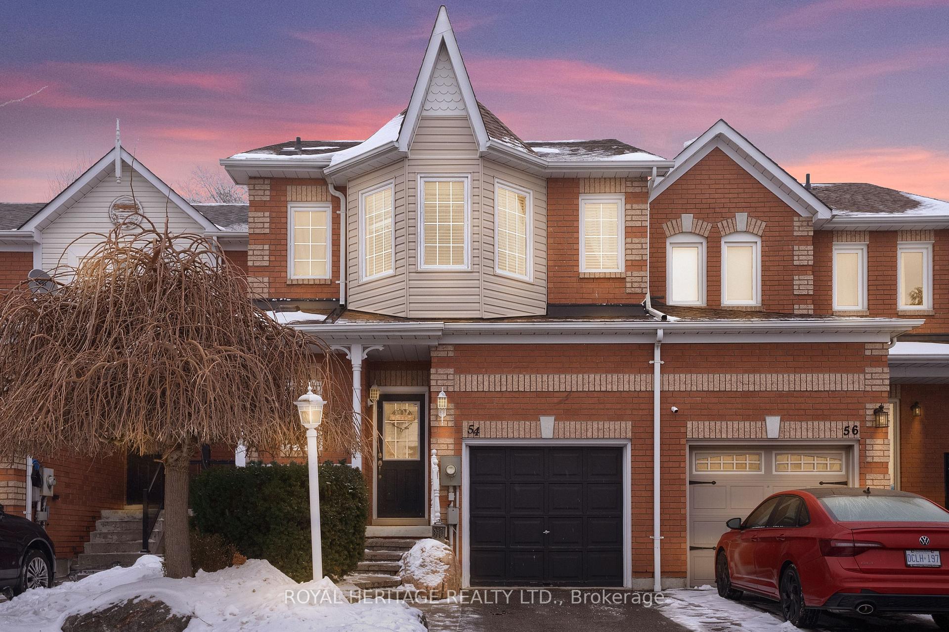 Photo 37 of 54 Jays Drive, Whitby, Williamsburg — HOMEH