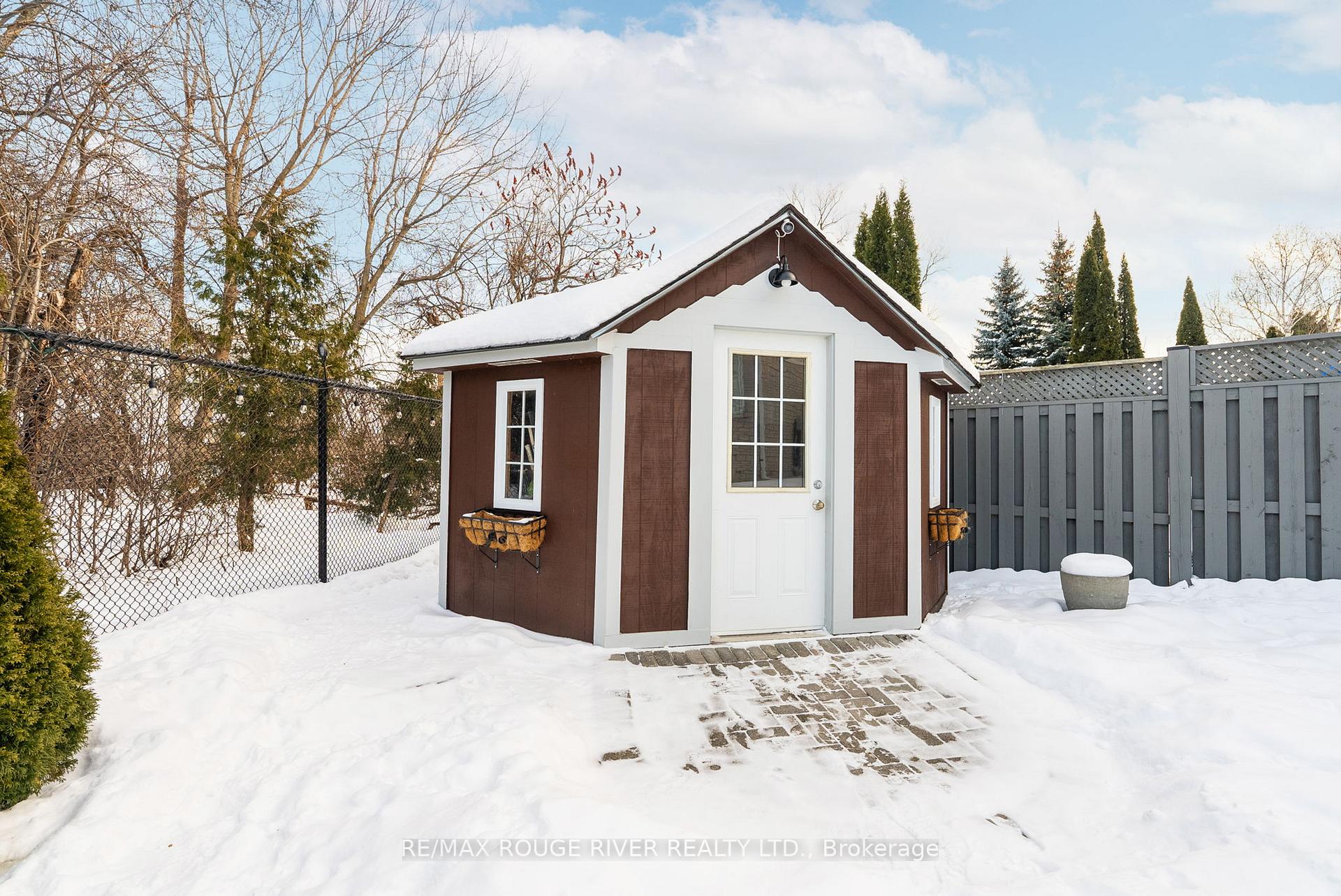 Photo 41 of 44 Knightsbridge Court, Whitby, Pringle Creek — HOMEH