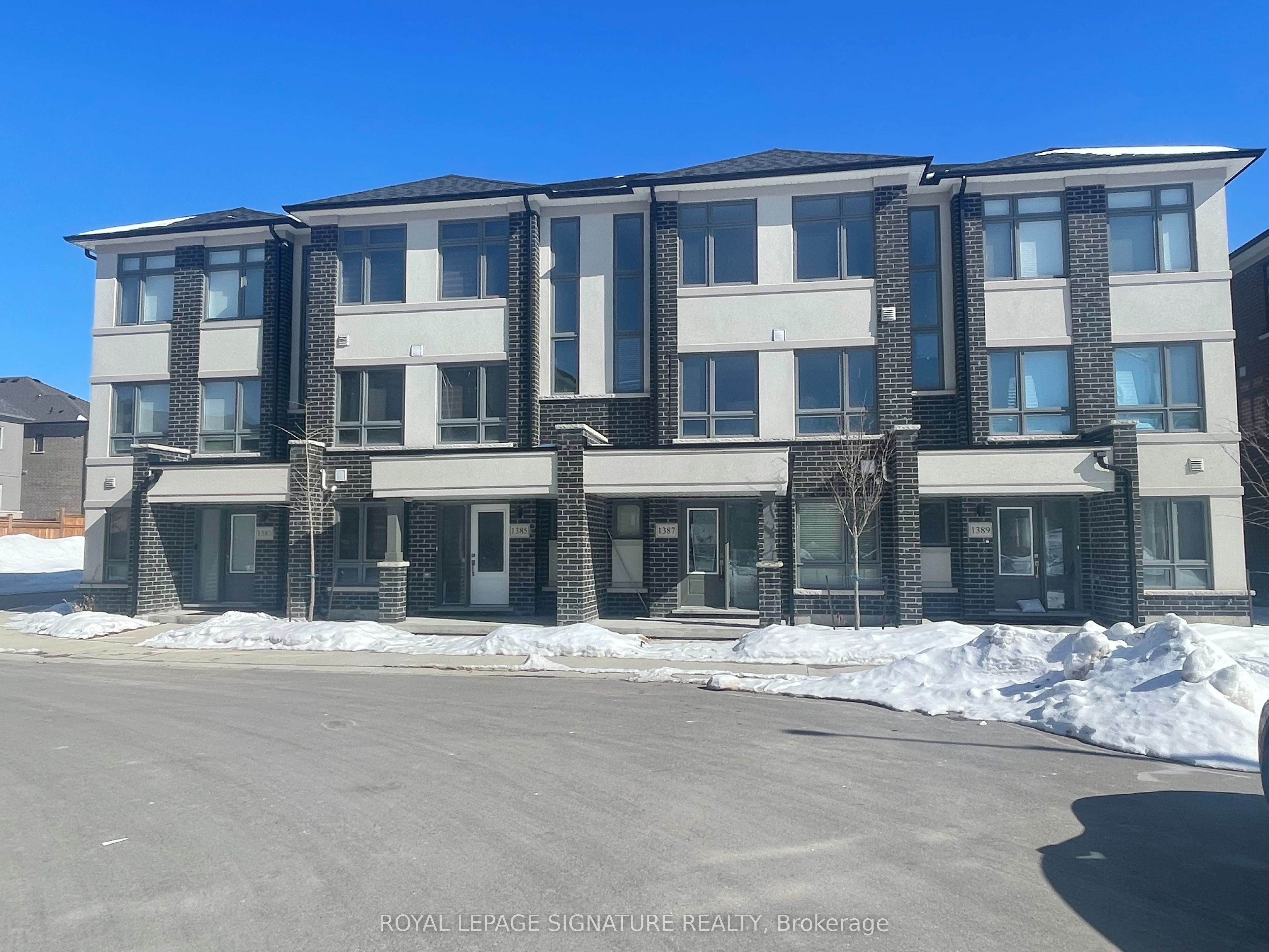 Photo 2 of 1387 Bradenton Path, Oshawa, Eastdale — HOMEH