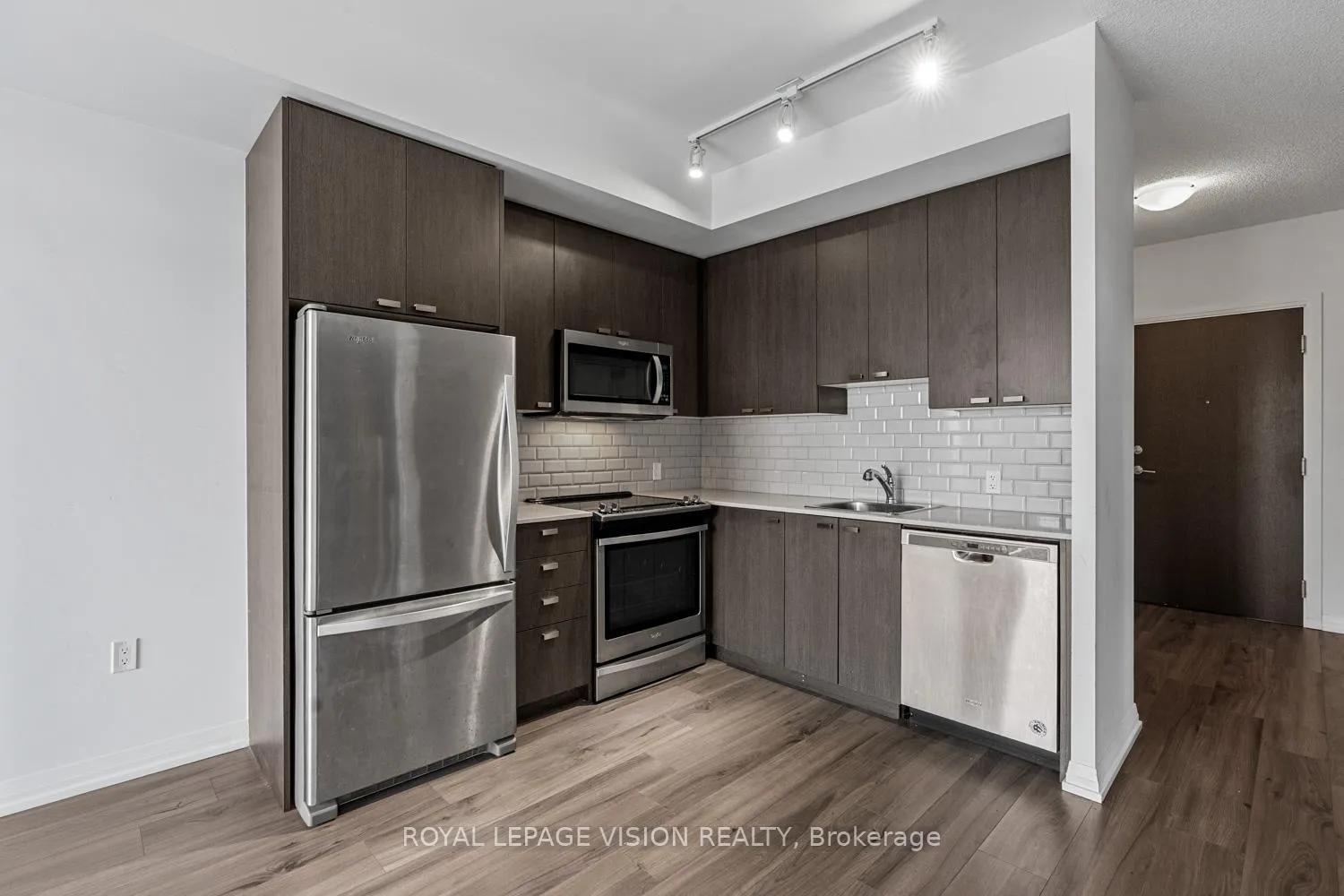 Photo 8 of Unit 858, 60 Ann O'Reilly Rd, North York, Henry Farm — HOMEH