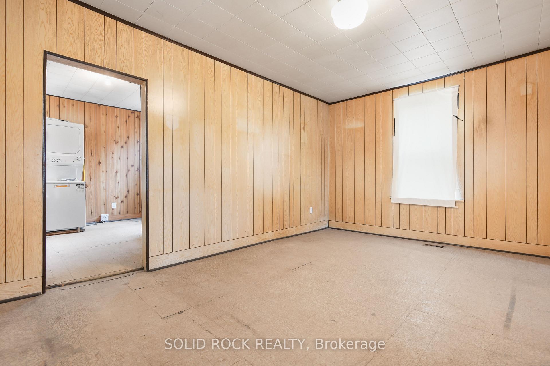 Photo 14 of 82 Macdonald Street S, Arnprior — HOMEH