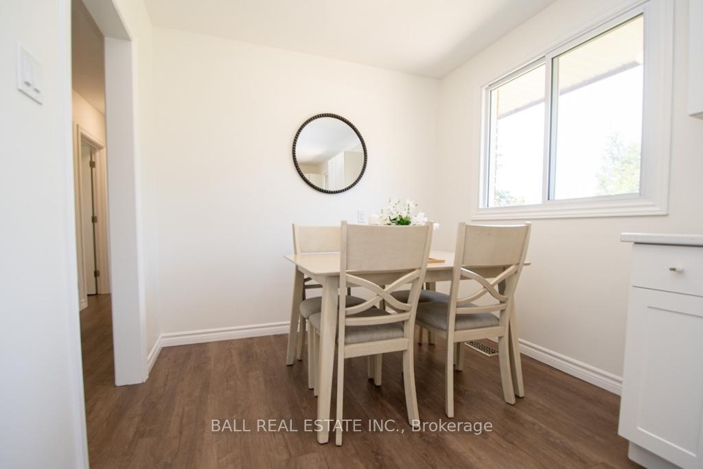 Photo 10 of 286 Sunset Boulevard, Peterborough, Northcrest Ward 5 — HOMEH