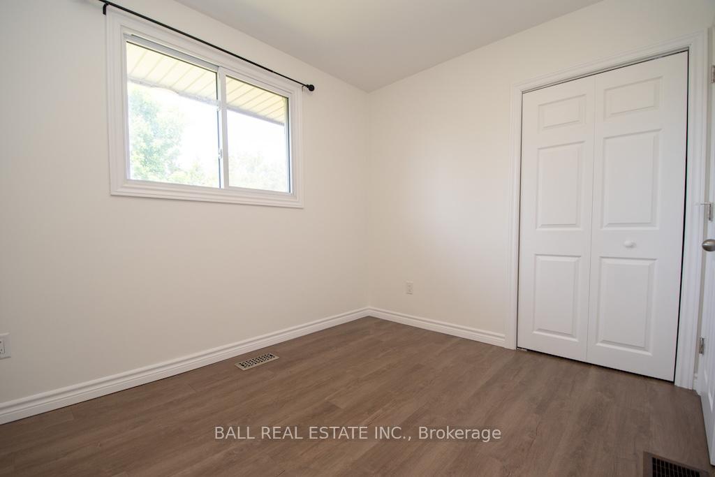 Photo 17 of 286 Sunset Boulevard, Peterborough, Northcrest Ward 5 — HOMEH