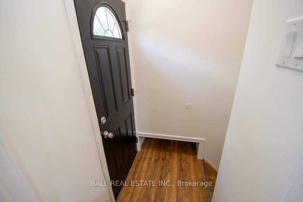 Photo 23 of 286 Sunset Boulevard, Peterborough, Northcrest Ward 5 — HOMEH