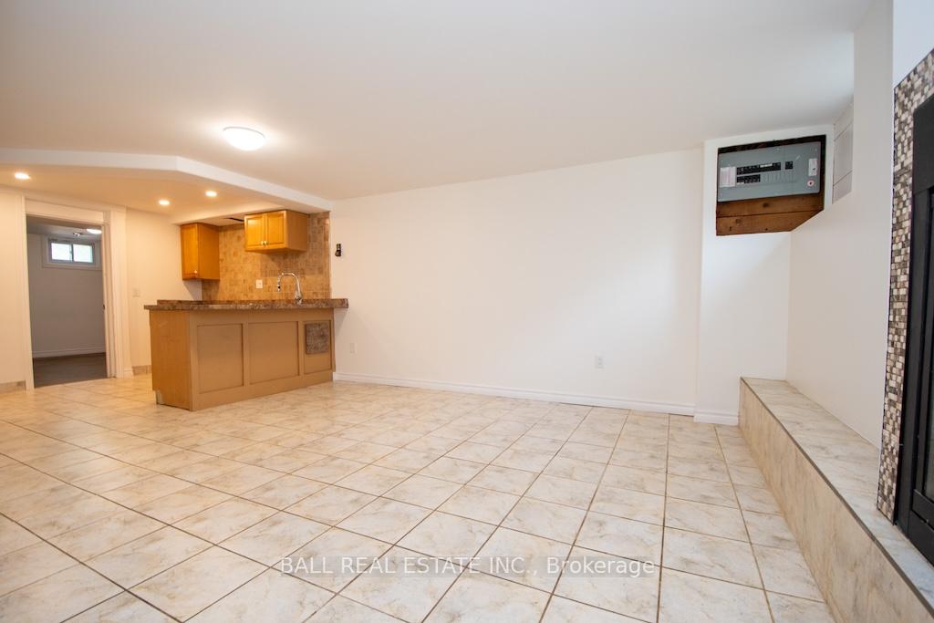 Photo 27 of 286 Sunset Boulevard, Peterborough, Northcrest Ward 5 — HOMEH