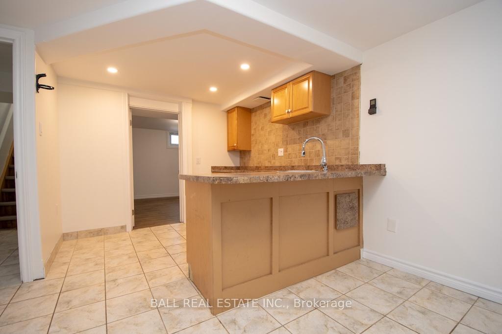 Photo 28 of 286 Sunset Boulevard, Peterborough, Northcrest Ward 5 — HOMEH