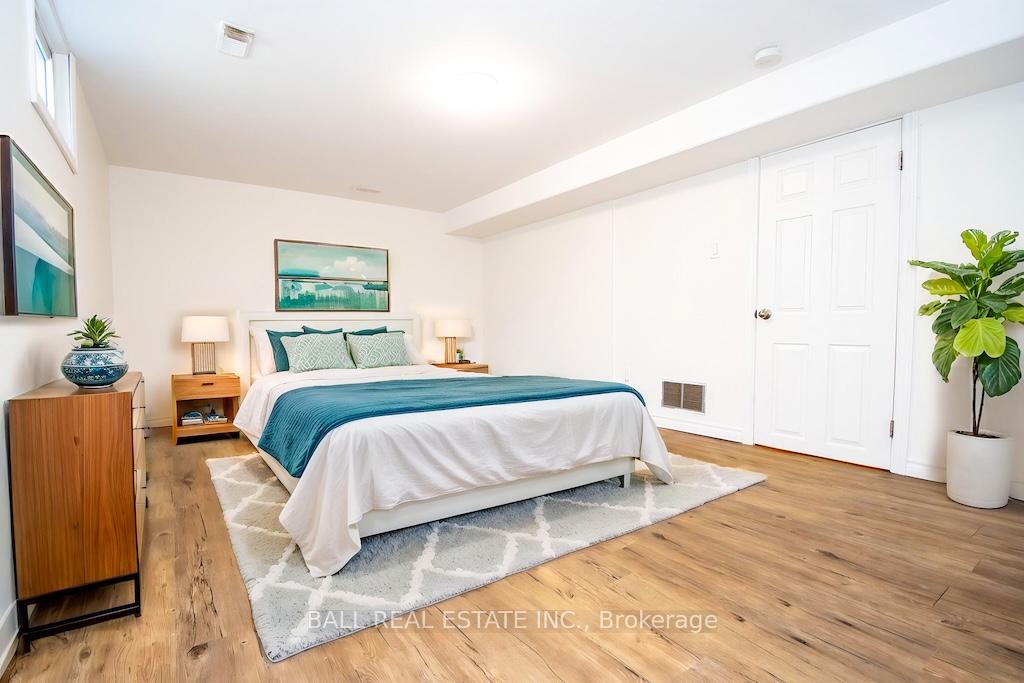 Photo 32 of 286 Sunset Boulevard, Peterborough, Northcrest Ward 5 — HOMEH