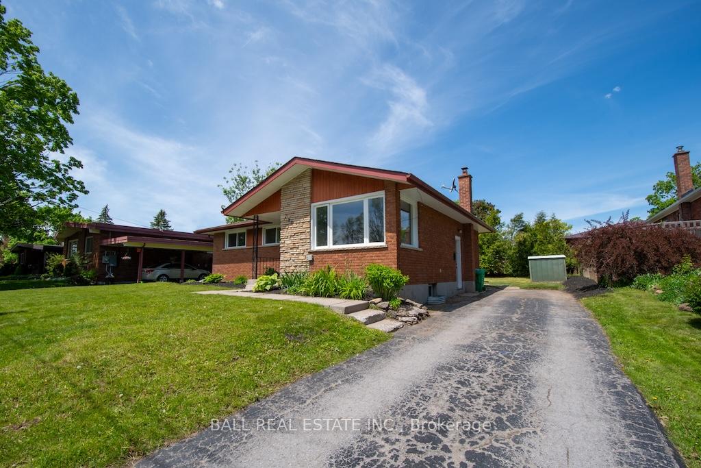 Photo 38 of 286 Sunset Boulevard, Peterborough, Northcrest Ward 5 — HOMEH