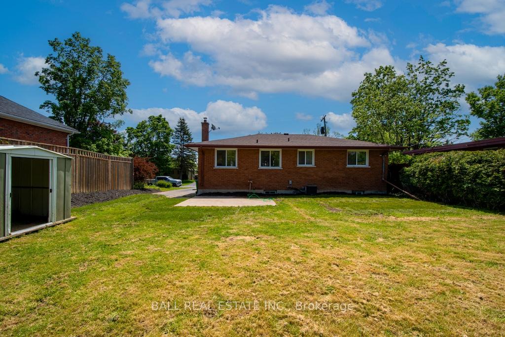 Photo 39 of 286 Sunset Boulevard, Peterborough, Northcrest Ward 5 — HOMEH