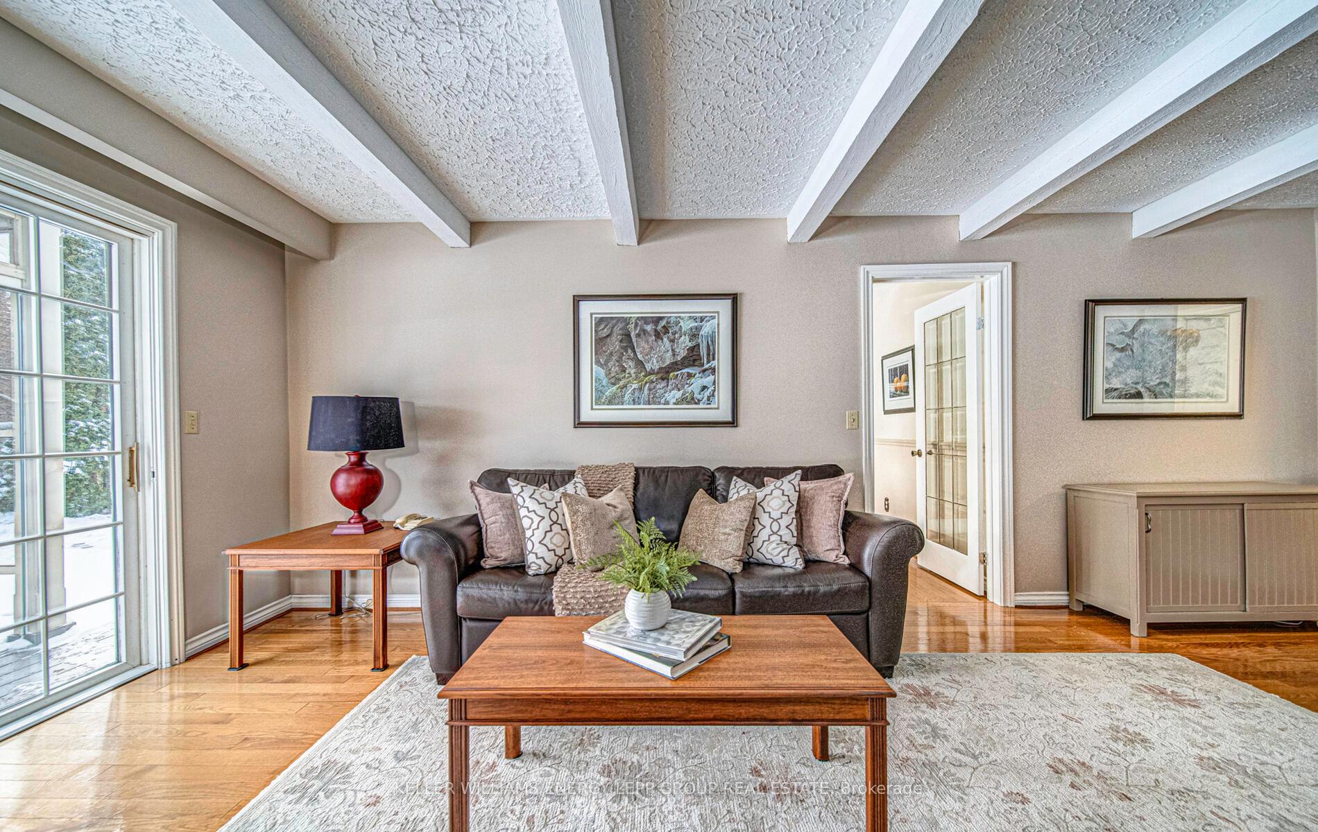 Photo 15 of 19 Glenlaura Crescent, Whitby, Rural Whitby — HOMEH