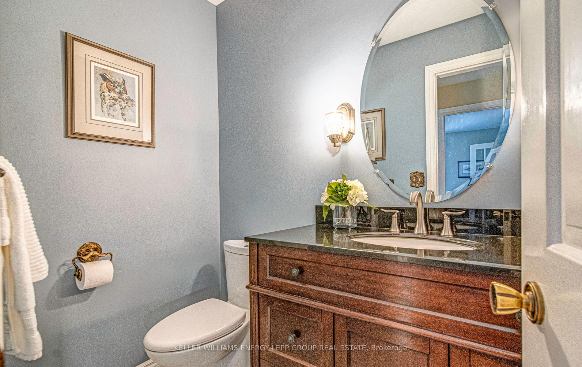 Photo 16 of 19 Glenlaura Crescent, Whitby, Rural Whitby — HOMEH