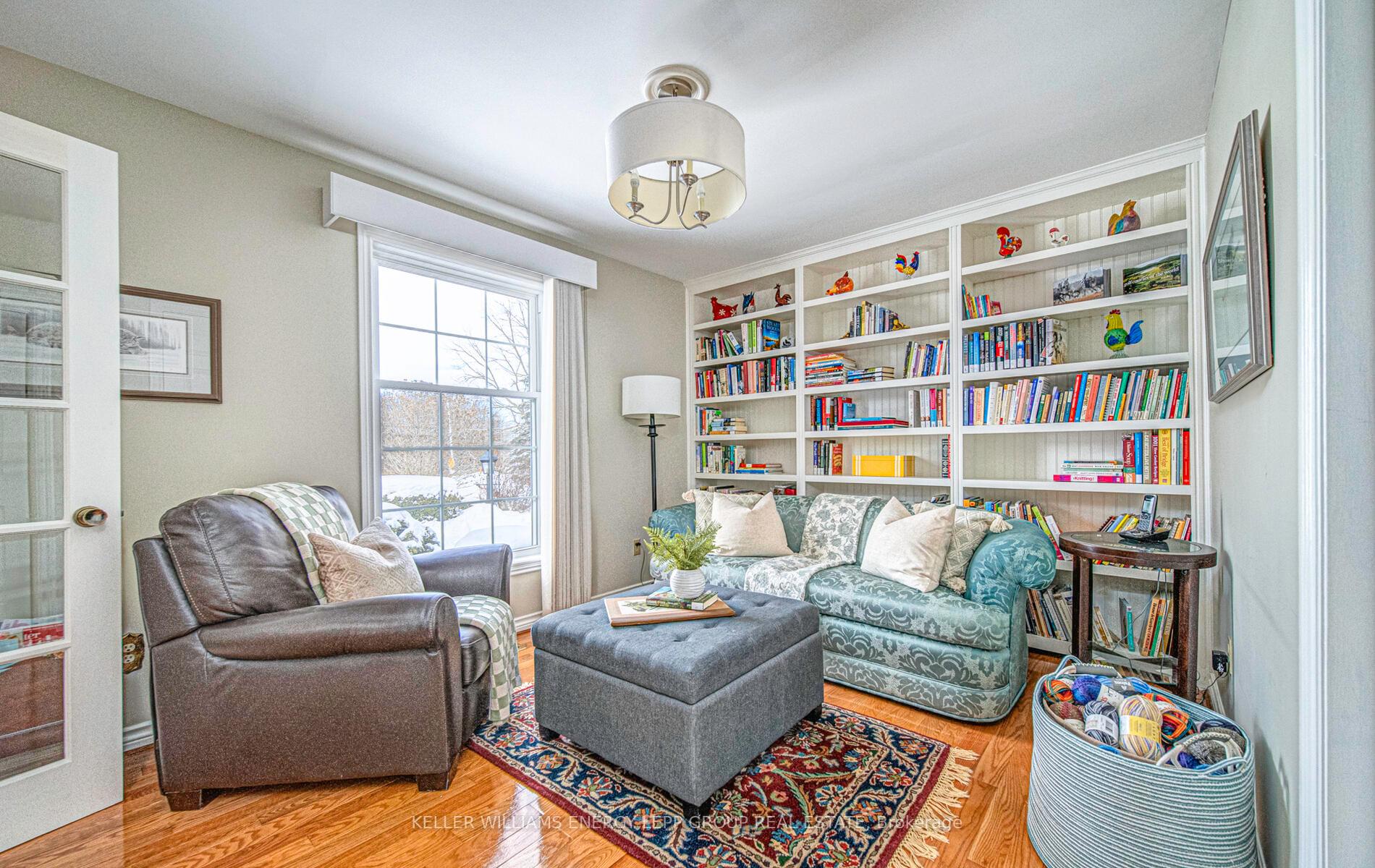 Photo 17 of 19 Glenlaura Crescent, Whitby, Rural Whitby — HOMEH