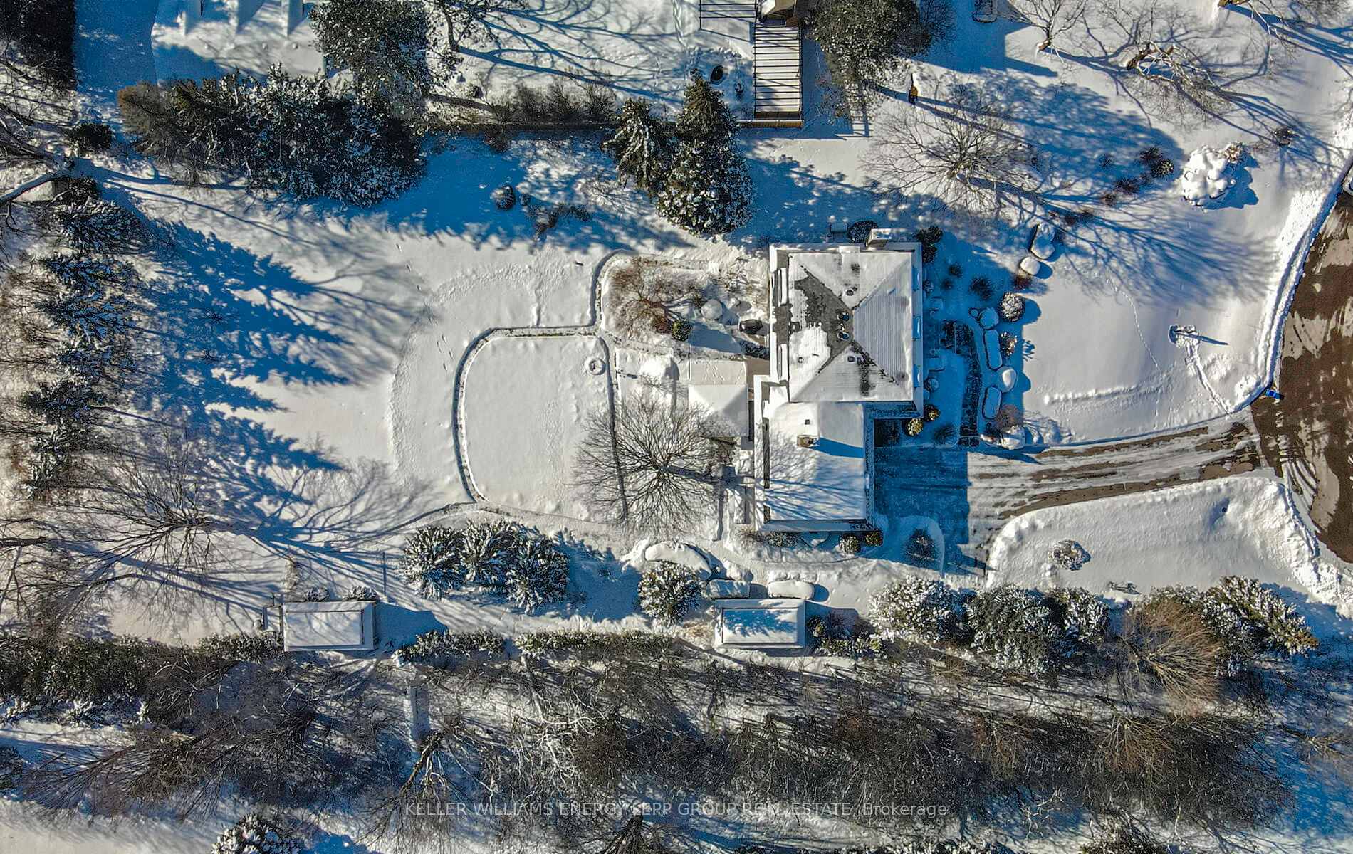 Photo 41 of 19 Glenlaura Crescent, Whitby, Rural Whitby — HOMEH