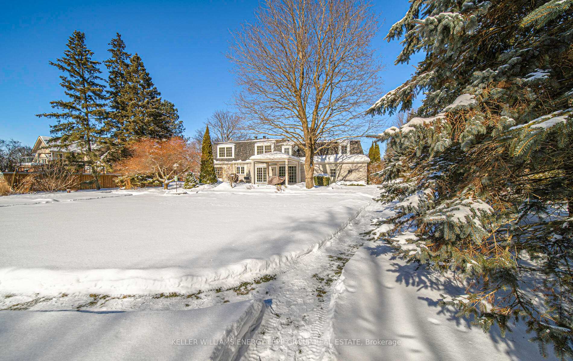 Photo 43 of 19 Glenlaura Crescent, Whitby, Rural Whitby — HOMEH