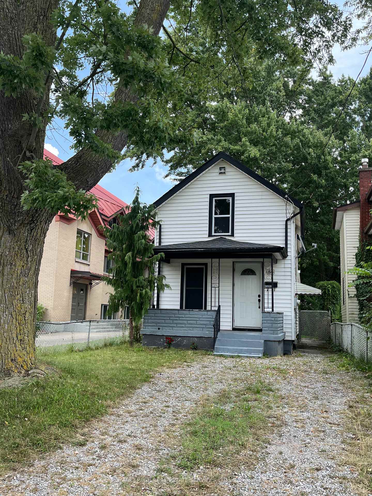 Photo 1 of 84 Empire Street, Welland, Lincoln/Crowland — HOMEH