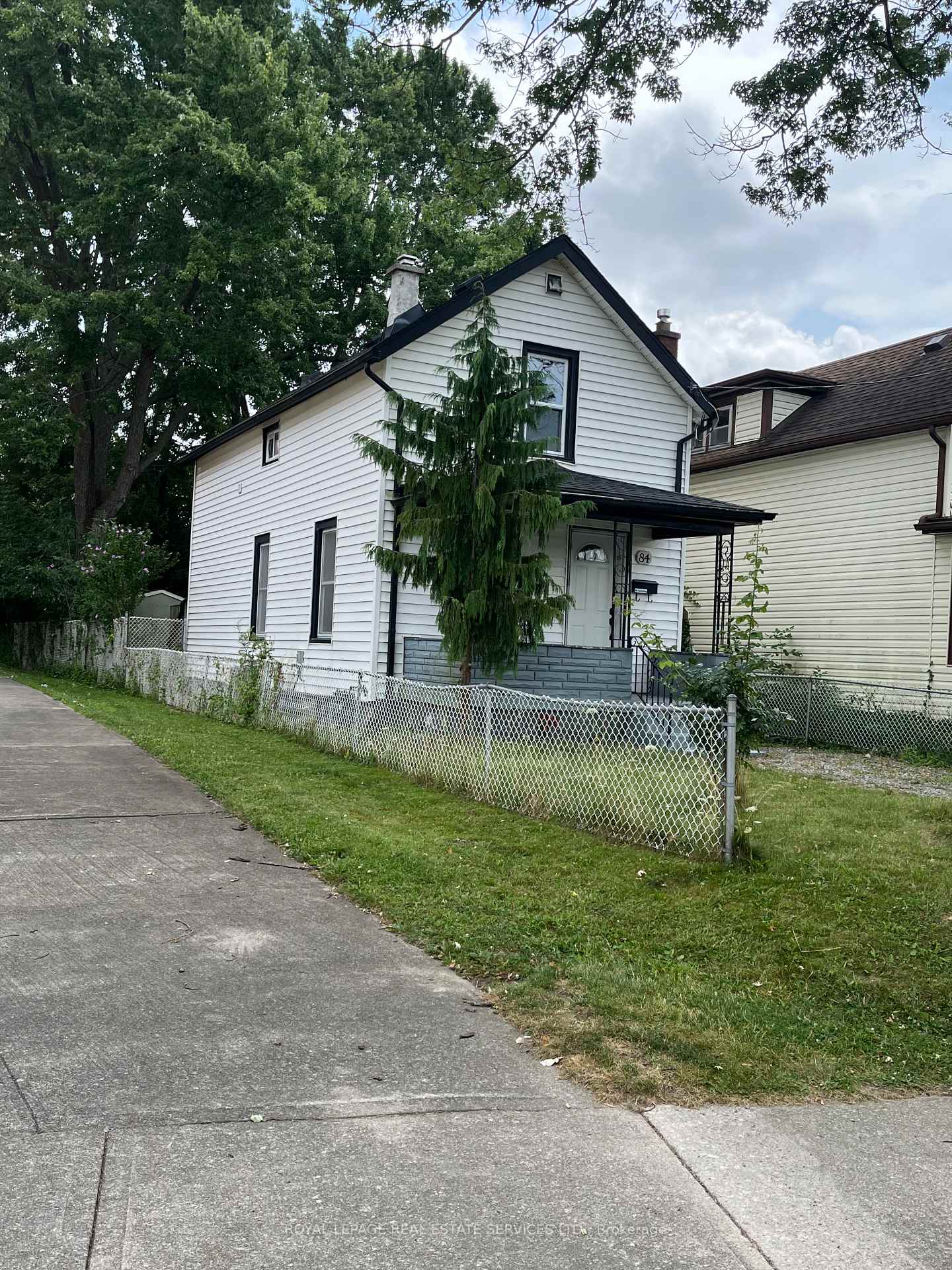 Photo 2 of 84 Empire Street, Welland, Lincoln/Crowland — HOMEH