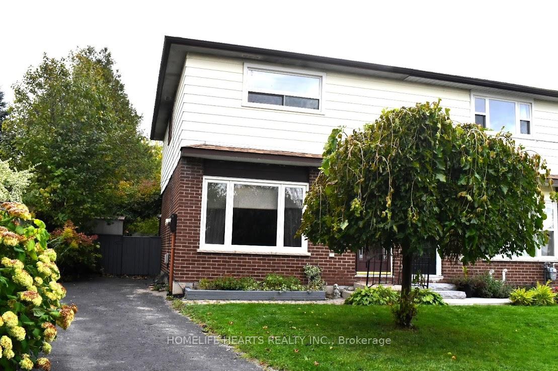 Front of 910 Sylvia Street