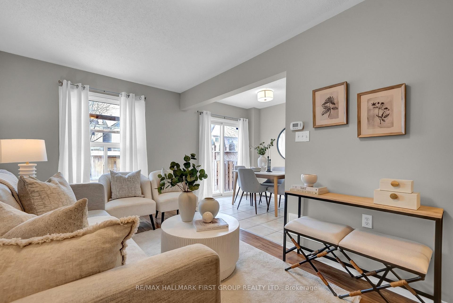 Photo 8 of 8 Rich Crescent, Whitby, Williamsburg — HOMEH