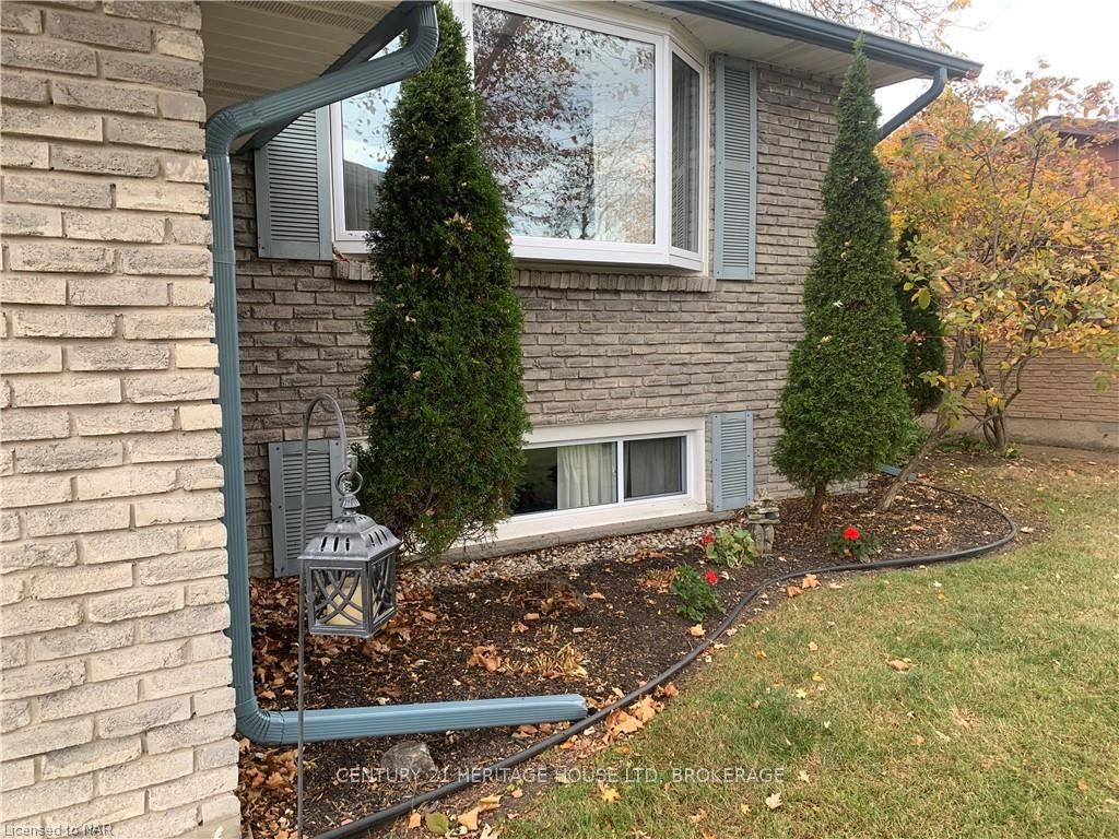 Photo 4 of 7 Cranbrook Crescent, Welland, N. Welland — HOMEH