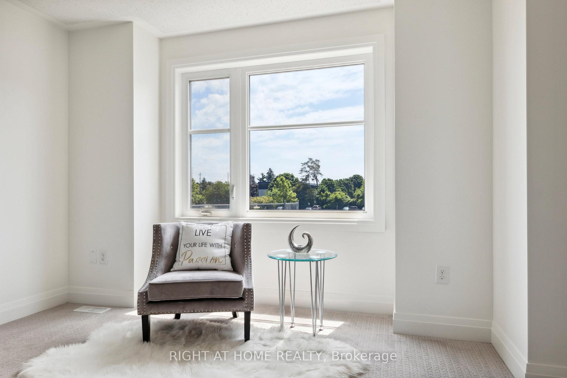 Photo 19 of 16 Jerseyville Way, Whitby, Downtown Whitby — HOMEH