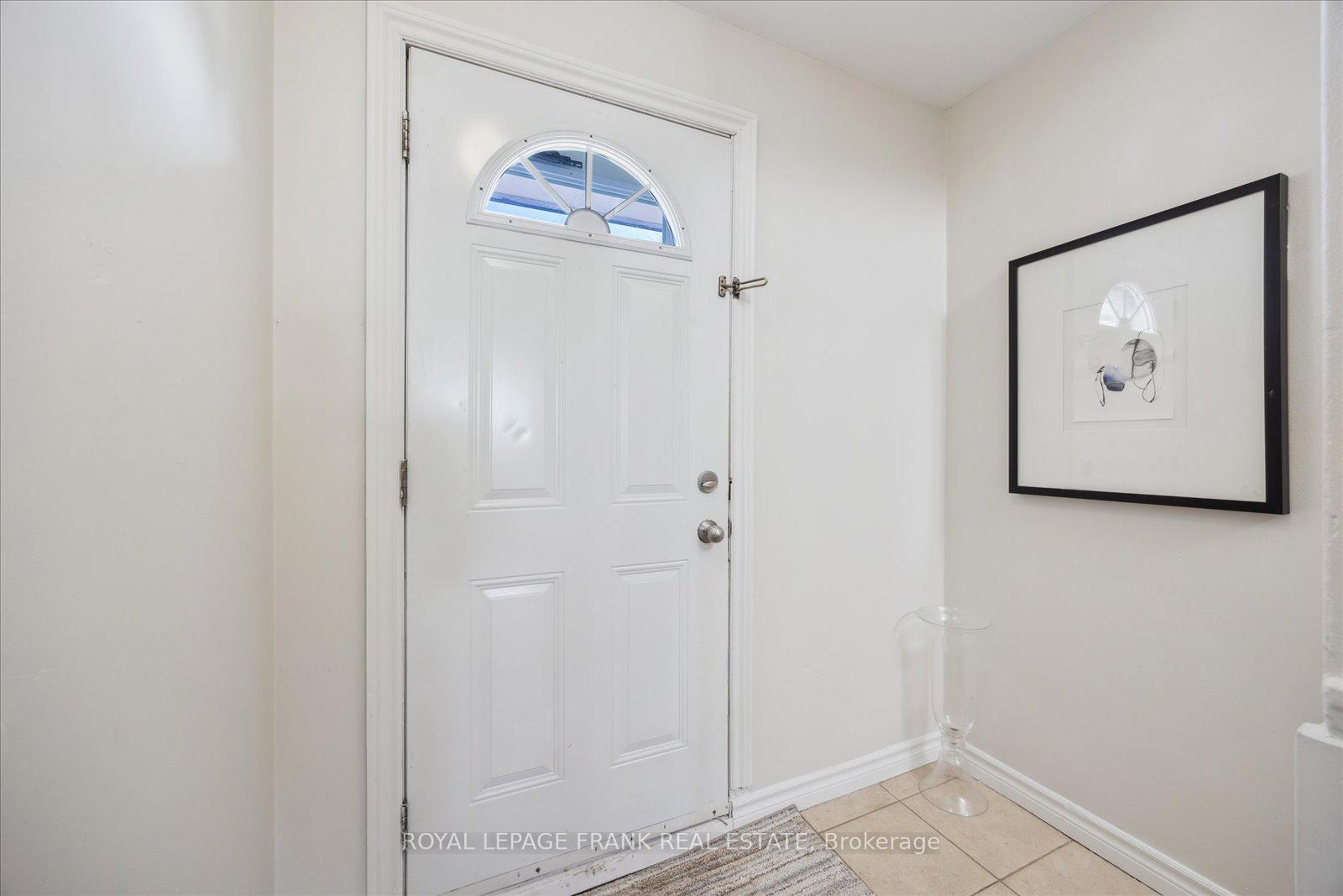 Photo 4 of 350 Pine Avenue, Oshawa, Vanier — HOMEH