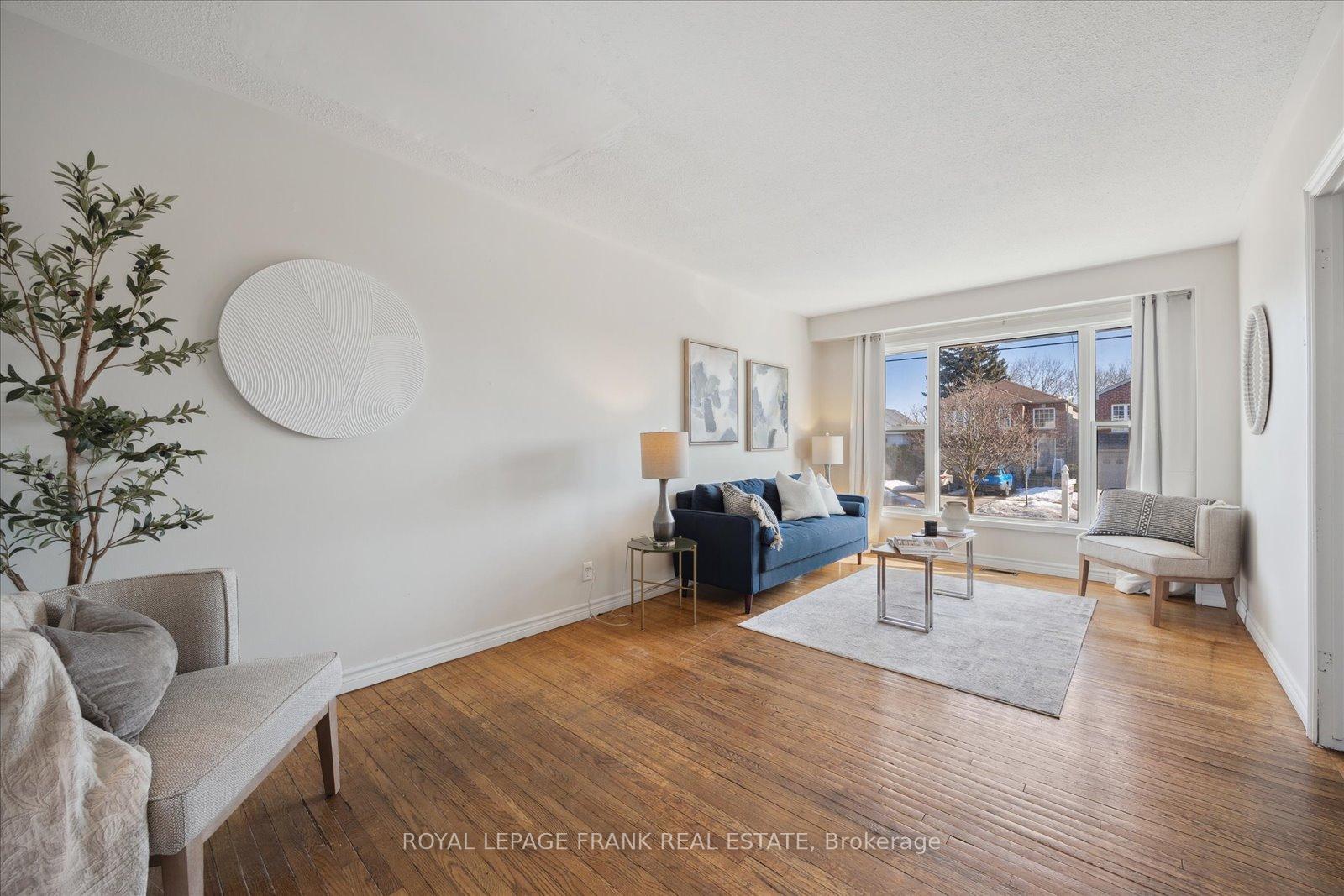 Photo 10 of 350 Pine Avenue, Oshawa, Vanier — HOMEH