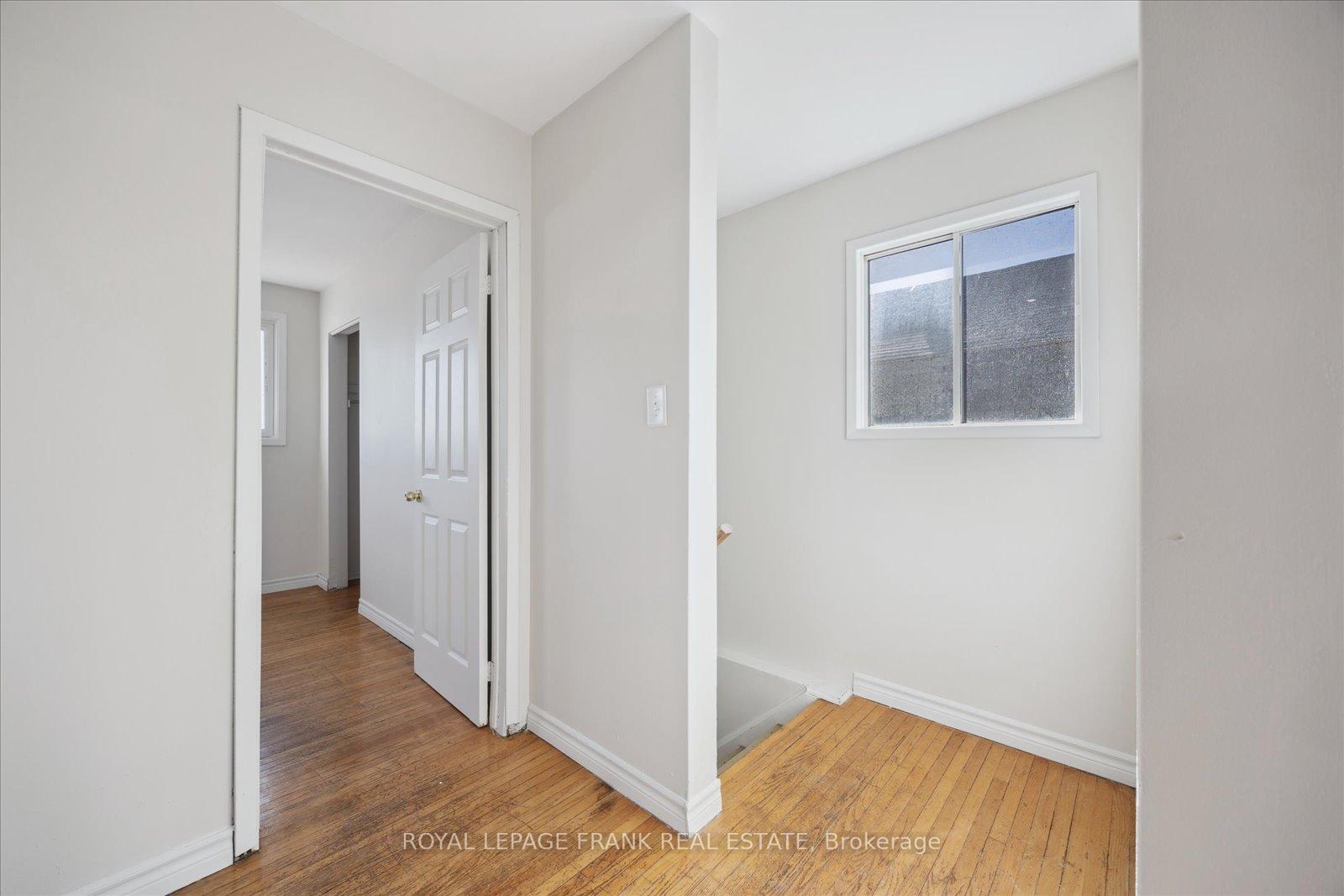 Photo 17 of 350 Pine Avenue, Oshawa, Vanier — HOMEH