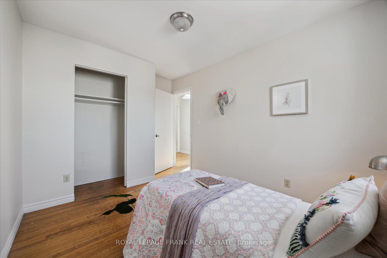Photo 22 of 350 Pine Avenue, Oshawa, Vanier — HOMEH